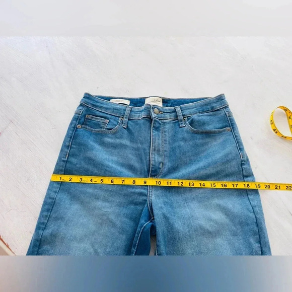 Universal Thread High Rise Skinny Denim Jeans With Patch Size 10 30R $32 - Picture 8 of 13